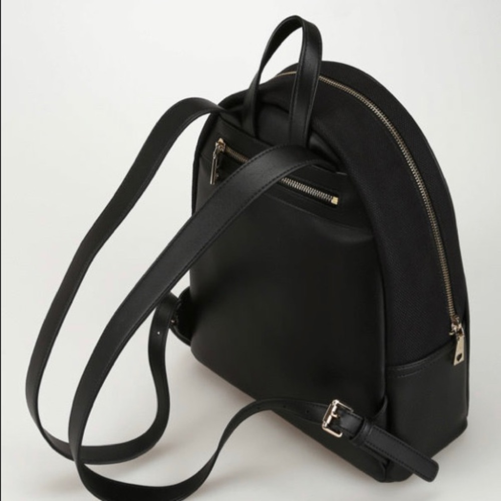 LOGO EMBROIDERY CANVAS BACKPACK - Picture 2 of 4